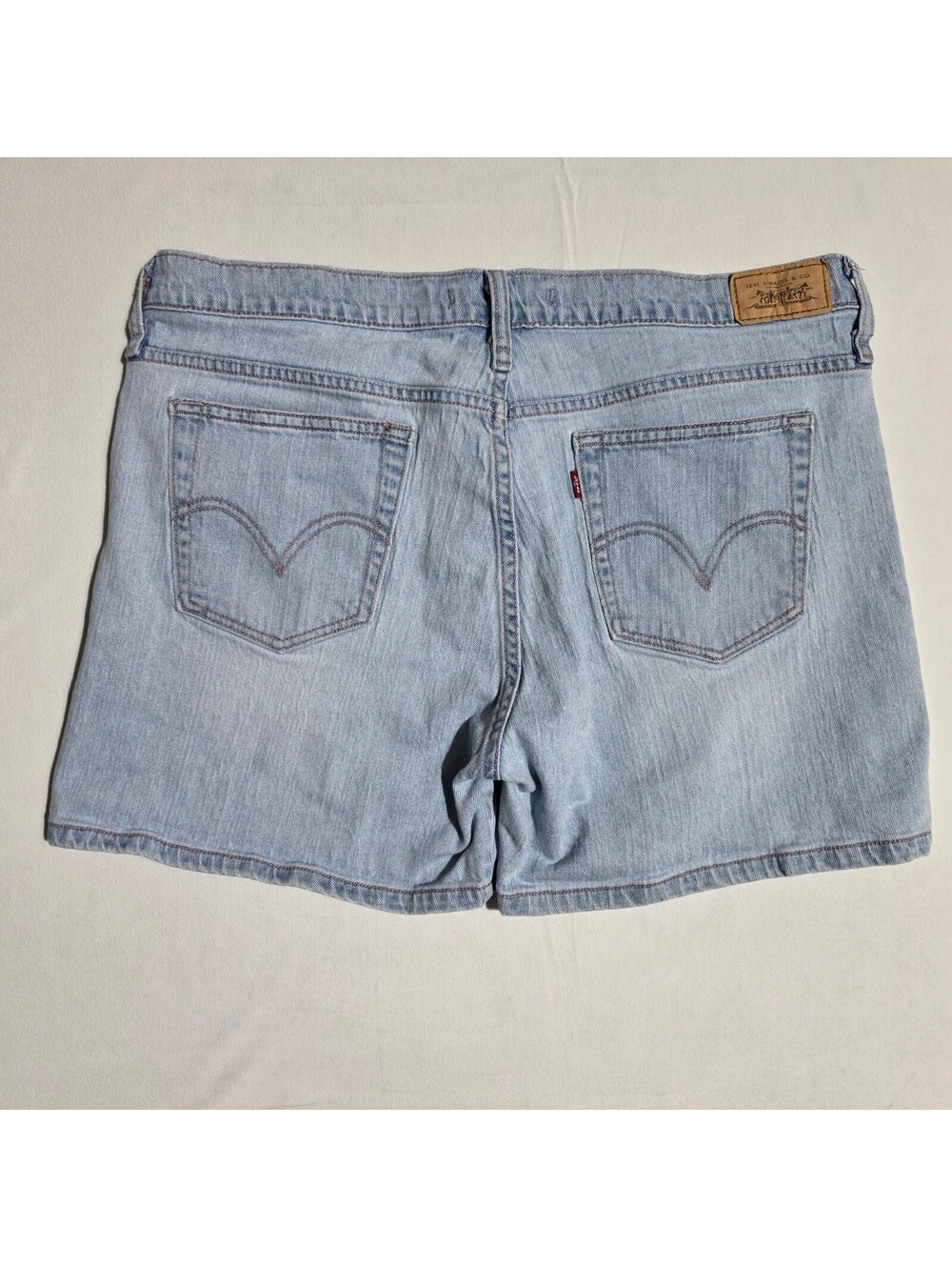 Levi's 515 Light Wash Denim Shorts Size 16 2005 date - Picture 2 of 7